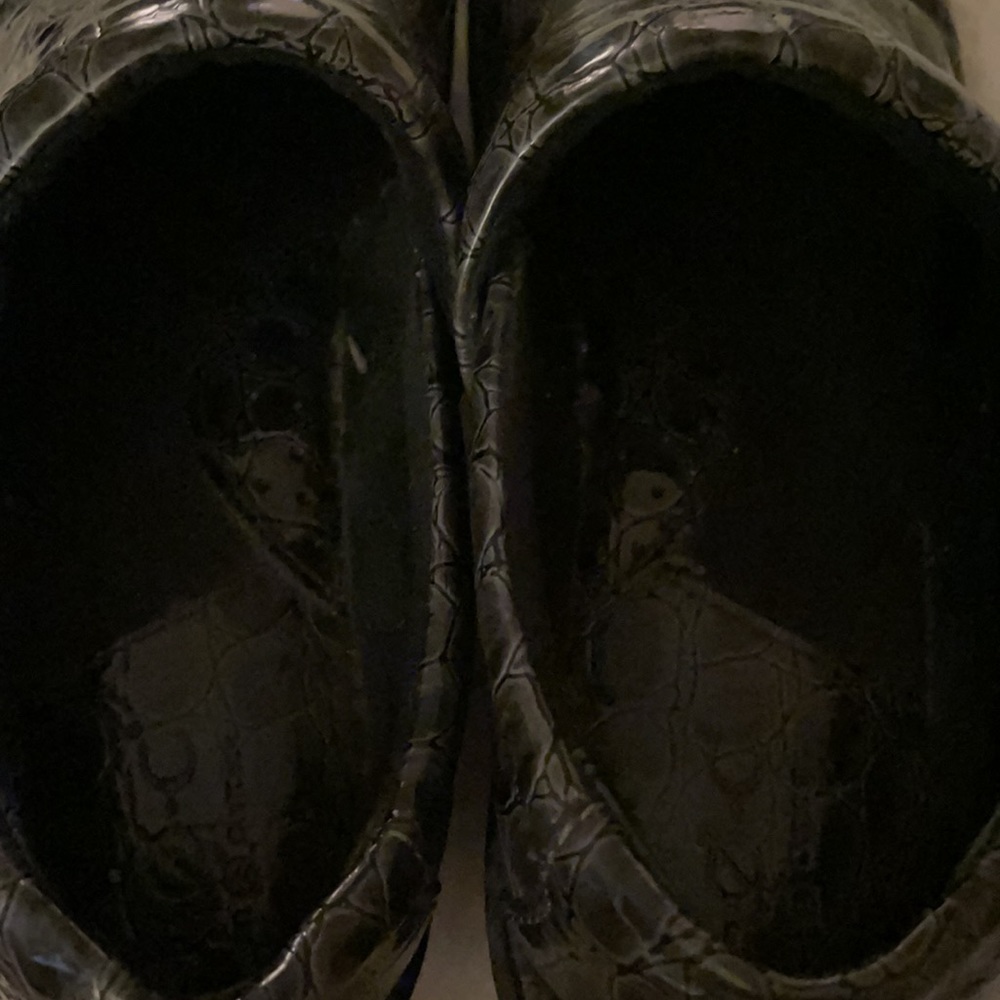 Women's B.O.C, Peggy. Embossed clog style with a soft leather upper size 8.5 - Picture 8 of 8